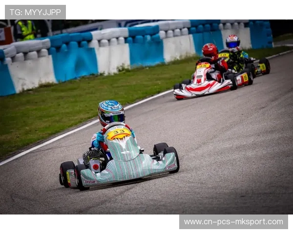 卡丁车新秀连续超车引发关注